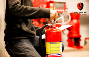 شركة في الرياض متخصصة في صيانة طفايات الحريق الدورية: 0557008907